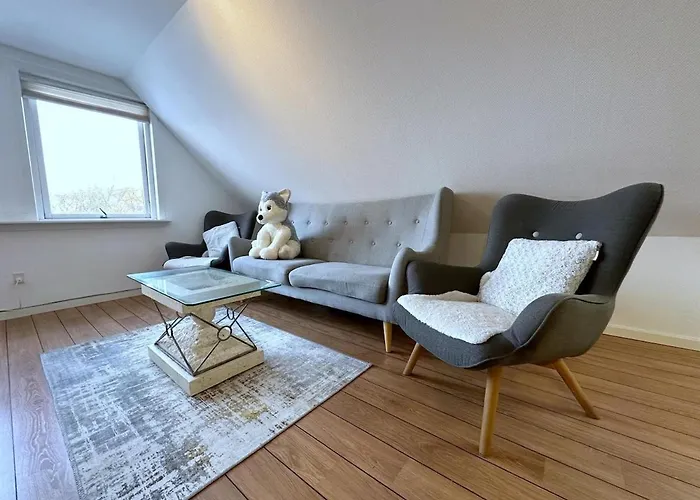 Cozy Coastal In Villa